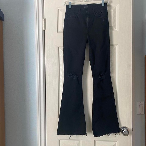Mother The Weekender Fray Jeans in Guilty as Sin (Black) size 24 - Picture 1 of 6